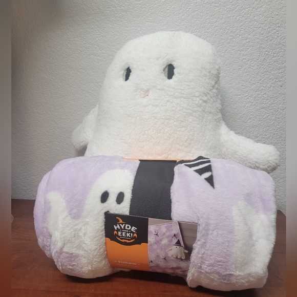 Hyde & EEK! Other - Hyde & EEK! Ghost Throw Blanket And Ghost Pillow Nwt